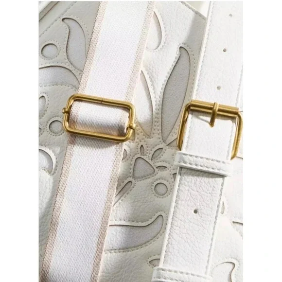 Style & Co White Floral Cutout Crossbody Bag Gold Hardware Boho Chic NWT - Picture 5 of 5